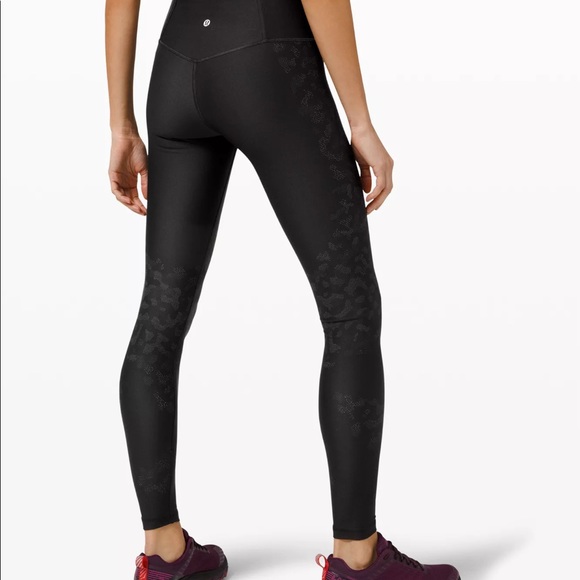 NWOT Lululemon Mapped Out HR Tight Camo 28” - Picture 2 of 4